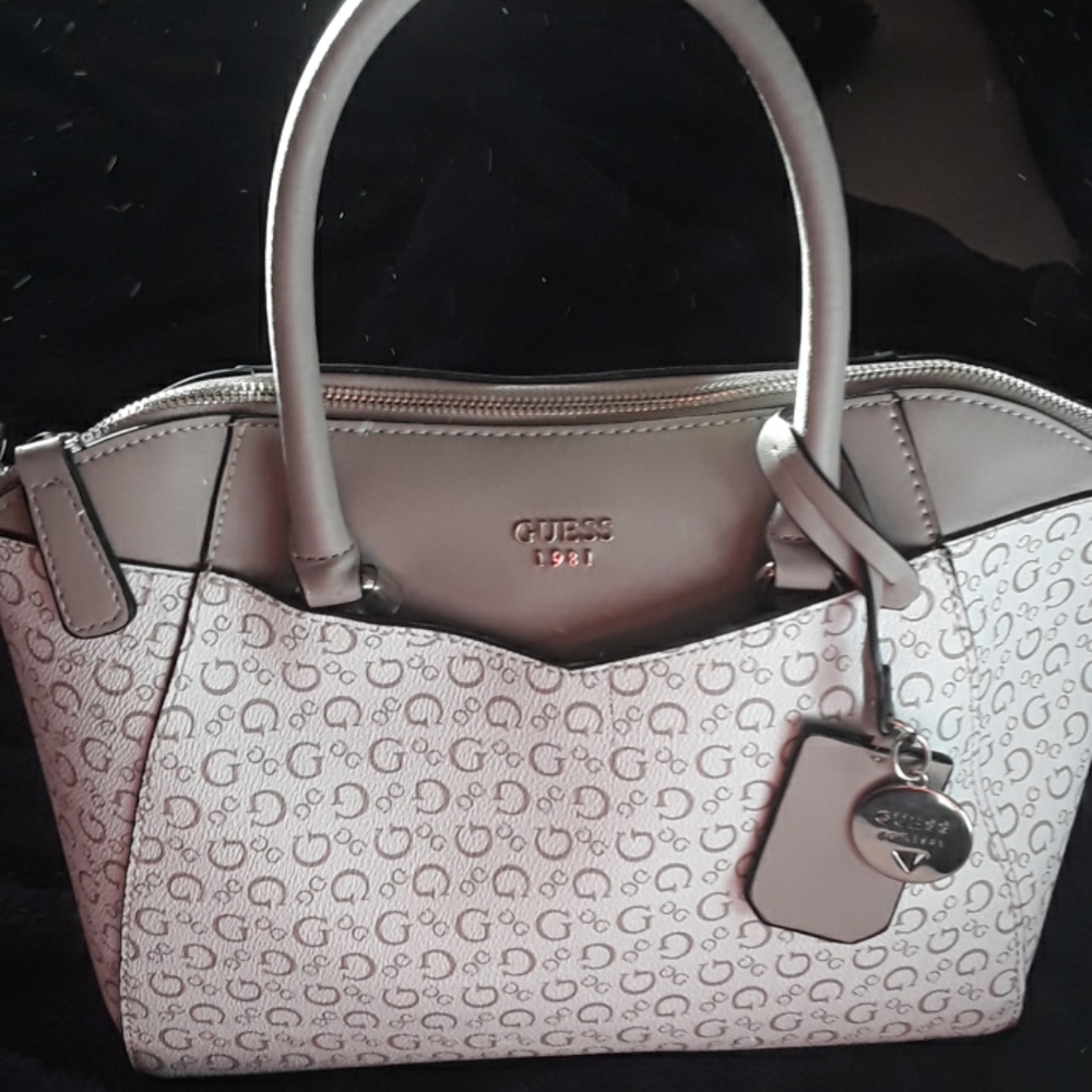 Guess purse